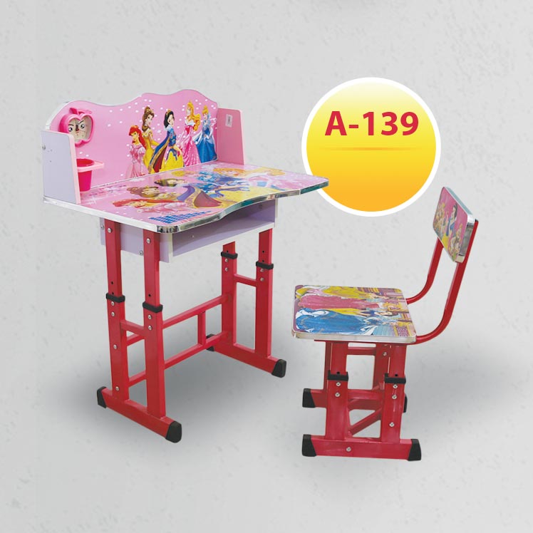 طاولة اطفال مدرسي خشب+ كرسي صورة الاميرات الثلاث لون وردي مع الساعه وحامل اقلام A-139
